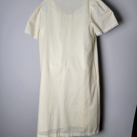 Vintage Lorraine Nightgown Robe Set Small Yellow Floral Embroidered Lace USA - Picture 2 of 10